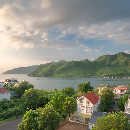 Orbit Hotel Nha Trang-3