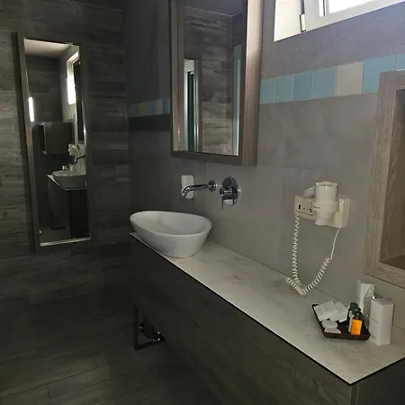 Garni Hotel D10-2