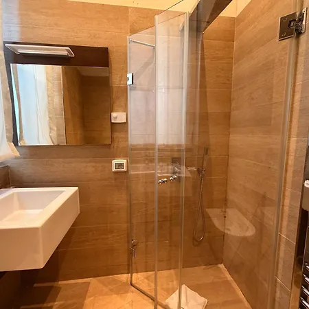 Arena Luxury Suite-3