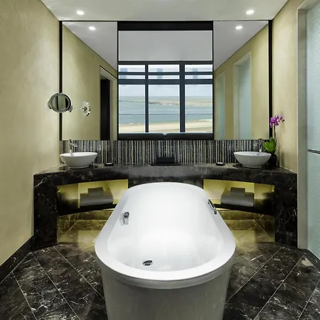 Grand Hyatt Abu Dhabi Hotel & Residences-2