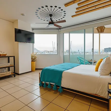 Mayan Monkey Los Cabos - Social Hostel (Adults Only)-3