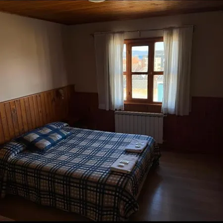 Hostal Rio Ona-2