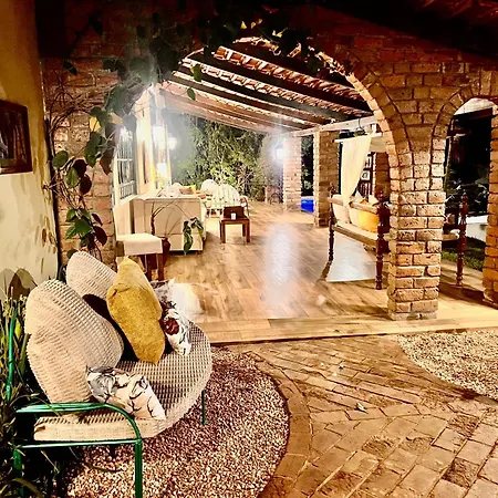 Pink Flamingo Boutique Hotel-2