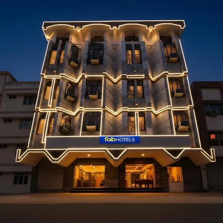 Fabhotel New Shanti-2