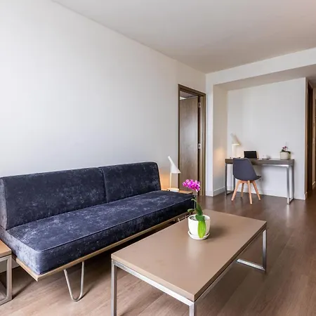 Dazzler By Wyndham Lima San Isidro-3