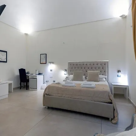 Il Tesoro Smart Suite & Spa-3
