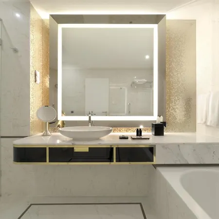 Párisi Udvar Hotel Budapest, part of Hyatt-3