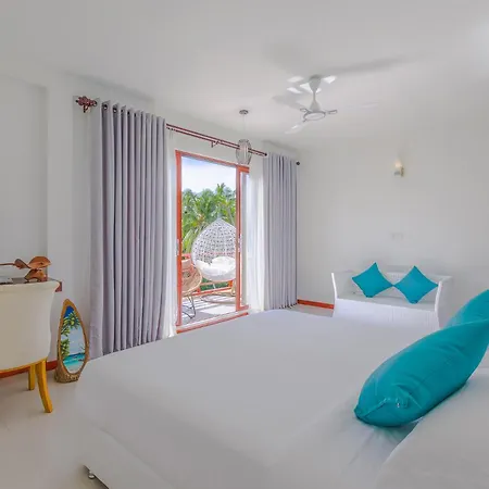 White Sand Dhigurah-3