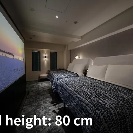 The Lively Osaka Honmachi-2