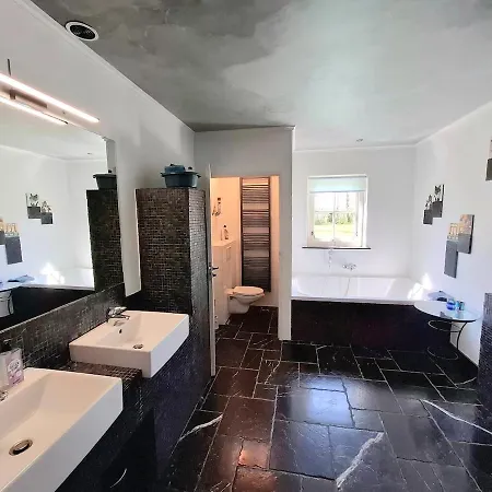 Guesthouse Rijsbergen_Zundert-2