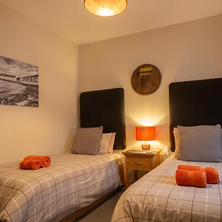 The Trout Fly Guest House-2