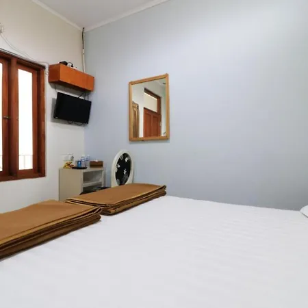 Jayagiri Guesthouse By Belgareti-3