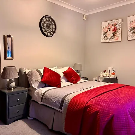 Inglewood Lodge B&B-2