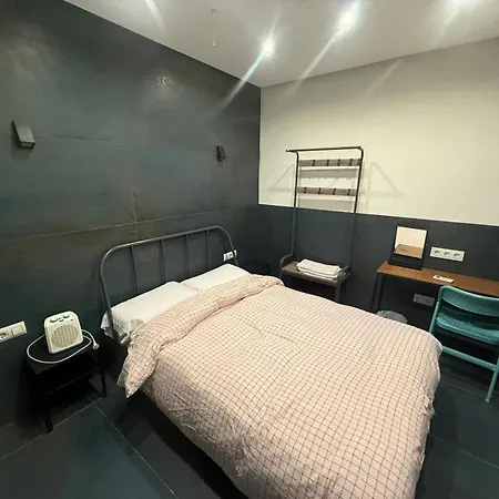 Practical Room: Barcelona-Fira-Airport-3