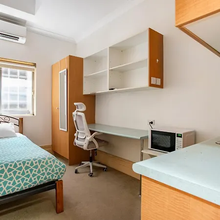 Randwick City Lodge 2-3