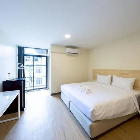 Fine Bed Hotel-2