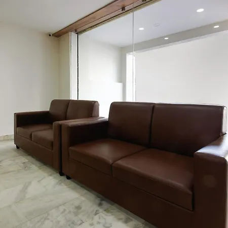 Capital O Sri Suprabhat Grand Near Kachiguda Railway Station-2