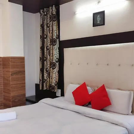 Mcleod Ganj Best Hotel Royal India -Treasure Of Himalayas #Cheapest Hotel #Mountain View# Near Dalai Lama Temple 100M-3
