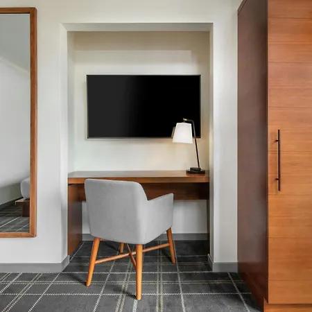 Found Hotels, Santa Monica, Series By Marriott-3
