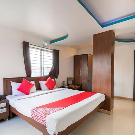 Hotel O The Red Velvet Opposite Novel Office Marathahalli Bridge-3