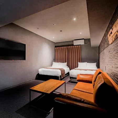Randor Hotel Namba Osaka Suites-3