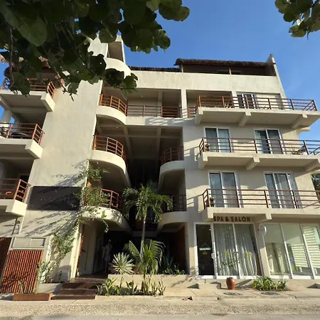 Noah Beach Hotel & Suites-3