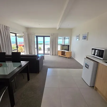 Kaikoura Beach Motel-2