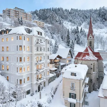 Residenz Boutique Suites-3