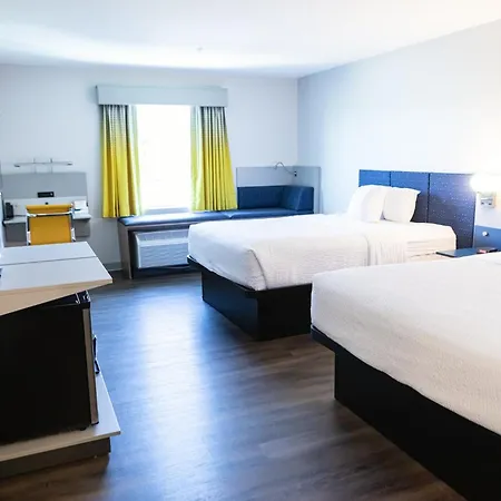 Microtel Inn & Suites By Wyndham Milford-3