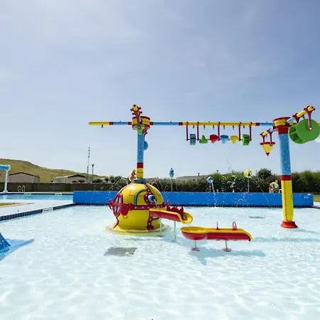 Freshwater Beach Holiday Home-2