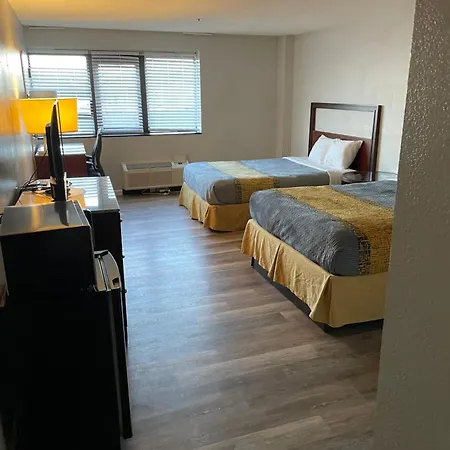 Apm Inn & Suites-3