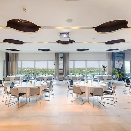 Noom Hotel Abidjan Plateau-3