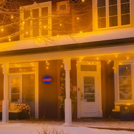 Le 900 Tremblant Inn Cafe And Bistro-3