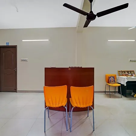 Collection O Senthamizh Residency-2