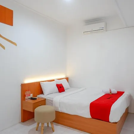 Reddoorz Near Gor Uny-2