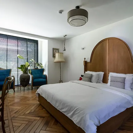 To Be Social House-2