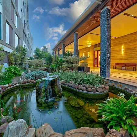 Vrr Astoria Hotel & Convention Center-2