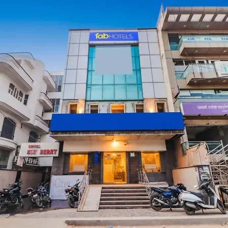 Fabhotel Rayplus-2