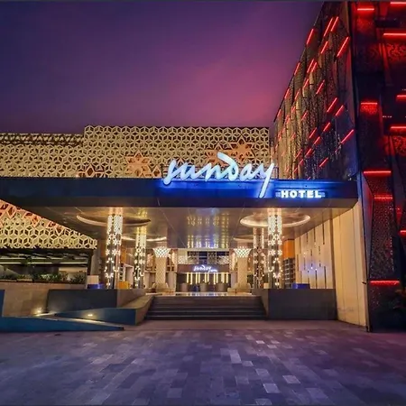 Sunday Hotel Arshika Sunset Road-3