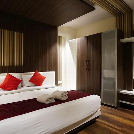 Emarald Hotel Calicut-3