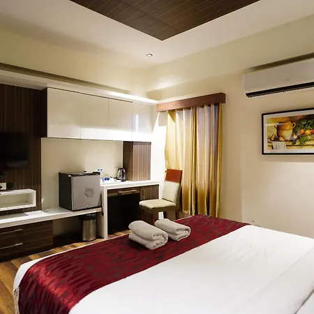 Emarald Hotel Calicut-2
