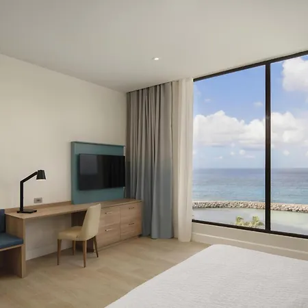 Hilton Garden Inn La Romana-3