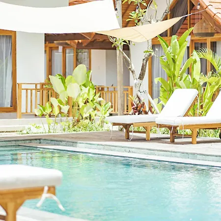 Cari Surf Camp & Studio'S-2