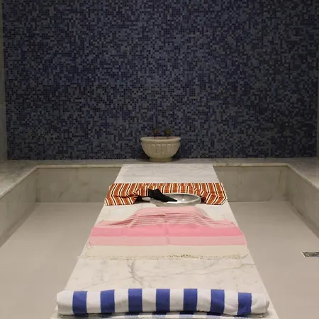 H Luxury Hotel-3