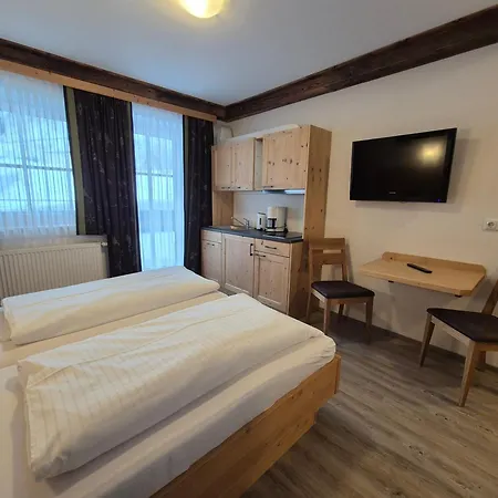 Apparthotel Kirchgasser-2