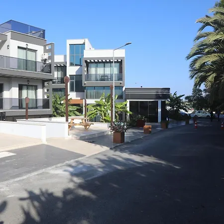 Del Mare Park-3
