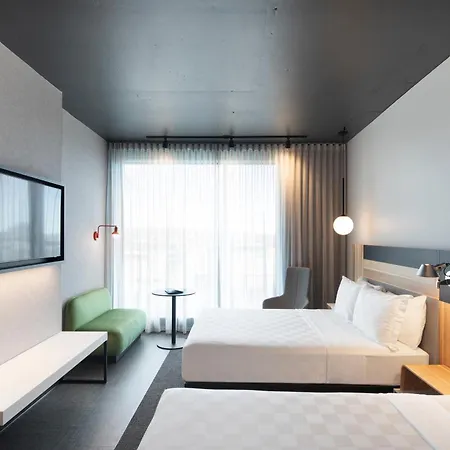 Alt Hotel Calgary University District-2