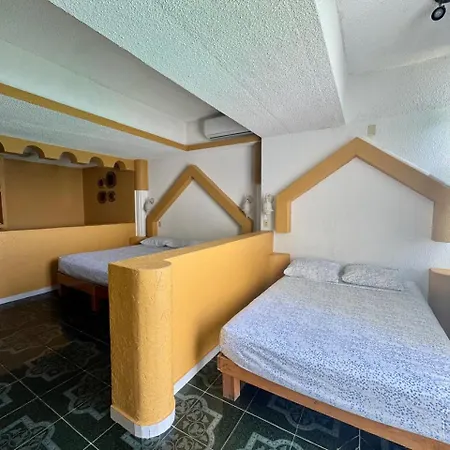 Suites Omega Torres Gemelas-2