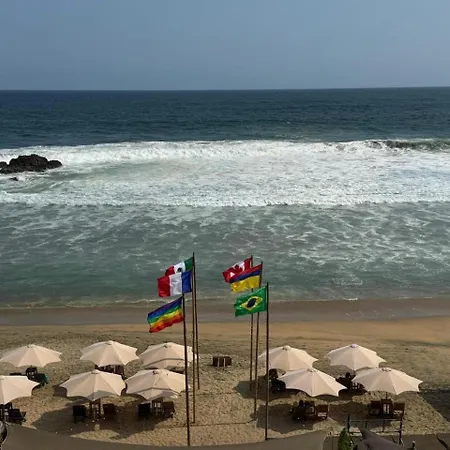 HOTEL EXTASIS ZIPOLITE nudista en zona de fiesta-3