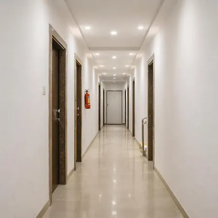Hotel Aarav 94-3